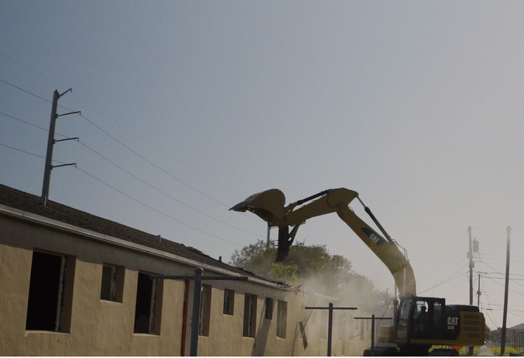 Razing Liberty Square: el documental que nos habla sobre la gentrificación climática de un barrio negro de Miami